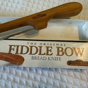 Mountain Woods Fiddle Bow Bread Knife
